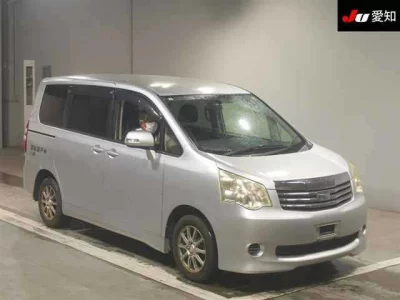 Статистика аукционов Toyota Noah