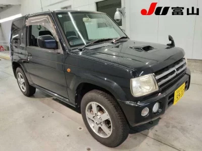 MITSUBISHI PAJERO MINI