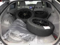 Цена авто Toyota Prius с аукционов Японии, номер кузова ZVW30, пробег 116 000, оценка 2
