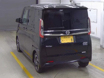 NISSAN ROOX