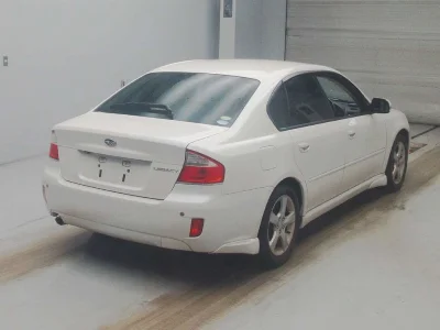 SUBARU LEGACY B4