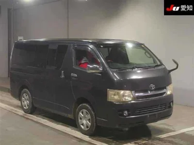 TOYOTA REGIUS VAN