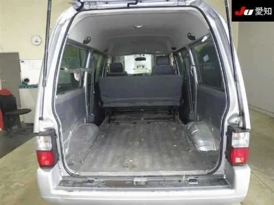 MAZDA BONGO VAN