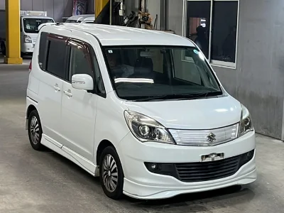 Suzuki Solio