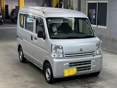 Mitsubishi Minicab