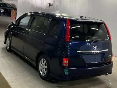 TOYOTA ISIS