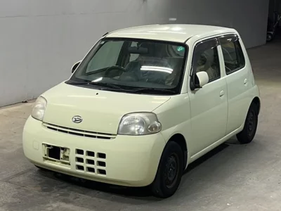 DAIHATSU ESSE
