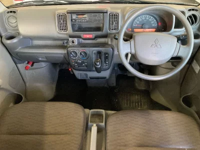 MITSUBISHI MINICAB