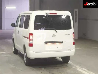 Daihatsu Gran Max