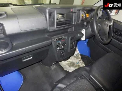 DAIHATSU HIJET VAN