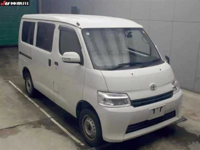 TOYOTA TOWN ACE VAN