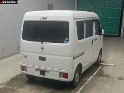NISSAN CLIPPER VAN