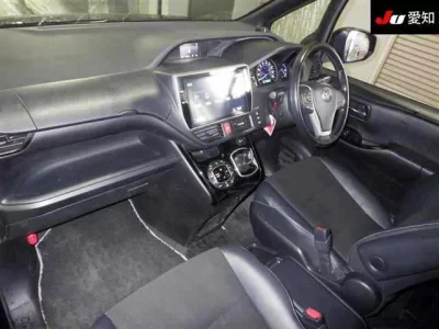 Статистика аукционов Toyota Noah