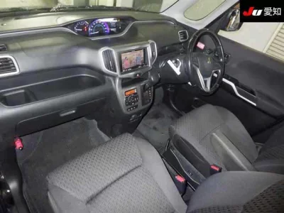 MITSUBISHI DELICA D2