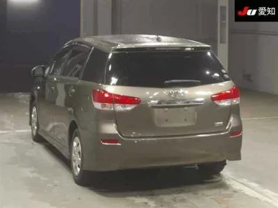 TOYOTA WISH