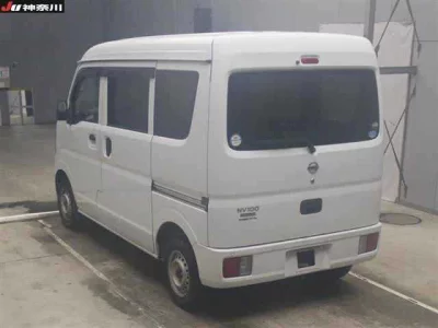 NISSAN CLIPPER VAN