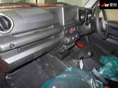 SUZUKI JIMNY NOMADE