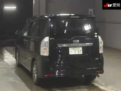 Статистика аукционов Toyota Voxy