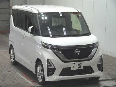 NISSAN ROOX