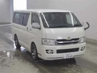 Цена авто Toyota RegiusAce с аукционов Японии, номер кузова KDH201V, пробег 127 000, оценка 8