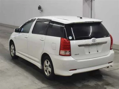 TOYOTA WISH