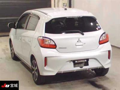 MITSUBISHI MIRAGE