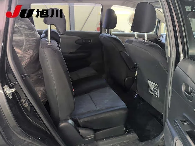 Toyota Wish  с аукциона в Японии