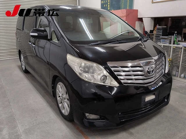 Toyota Alphard  с аукциона в Японии