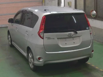 TOYOTA PASSO SETTE 2