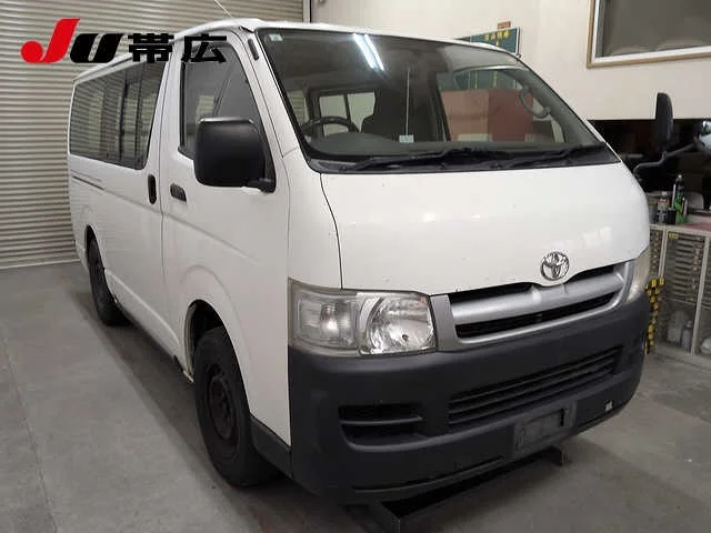 Toyota HiAce Van  с аукциона в Японии