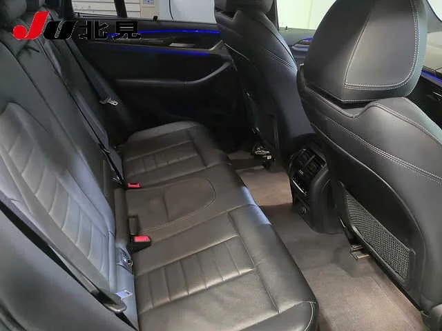 BMW X3  с аукциона в Японии