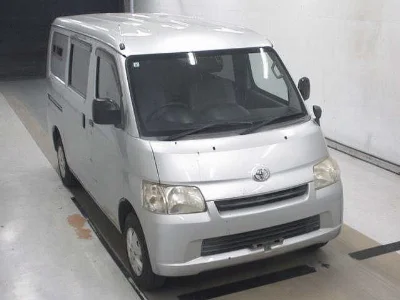 TOYOTA LITE ACE VAN