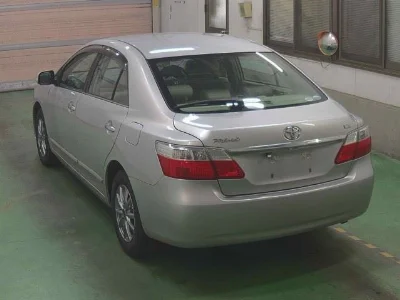 TOYOTA PREMIO