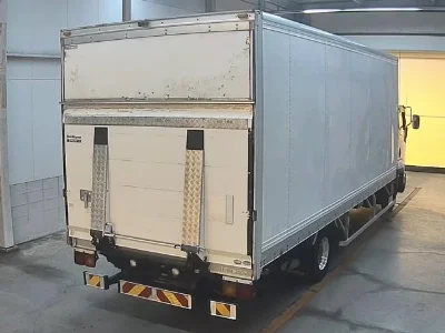 ISUZU FORWARD