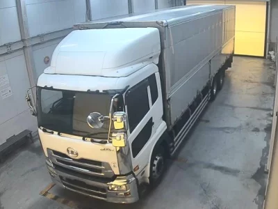 NISSAN UD