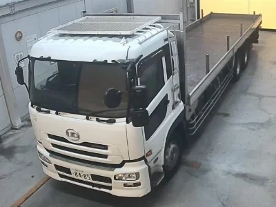 NISSAN UD