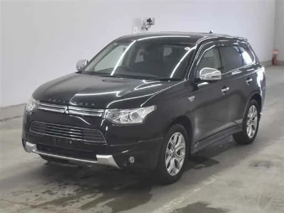 MITSUBISHI OUTLANDER PHEV