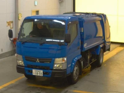 MITSUBISHI CANTER