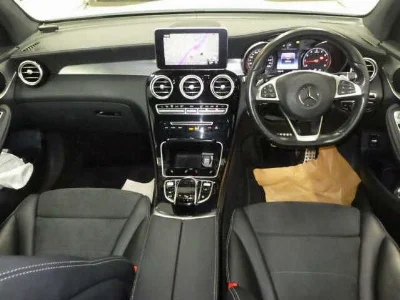 MERCEDES BENZ GLC