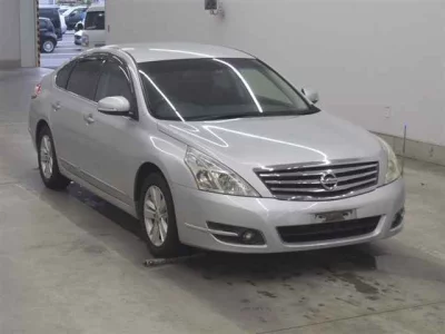 NISSAN TEANA