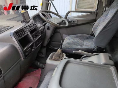 MITSUBISHI FUSO FIGHTER