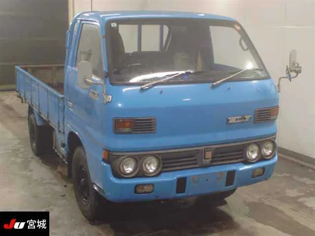 Isuzu Elf  с аукциона в Японии