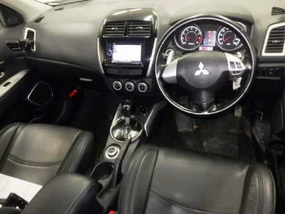 MITSUBISHI RVR