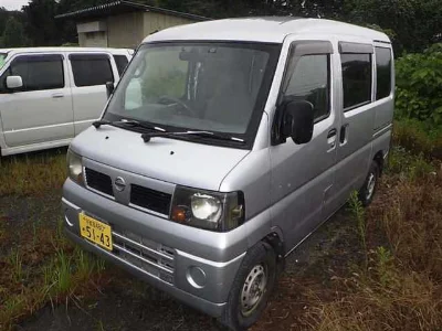 NISSAN CLIPPER