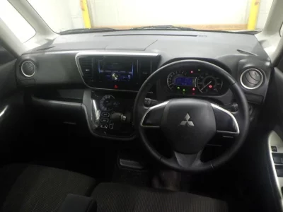 MITSUBISHI EK SPACE CUSTOM