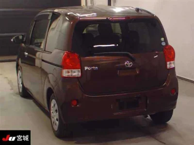 TOYOTA PORTE
