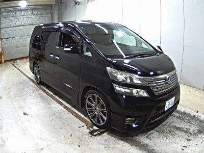 TOYOTA VELLFIRE