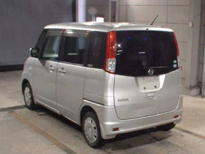 NISSAN ROOX