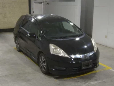 HONDA FIT SHUTTLE