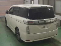 Цена авто Nissan Elgrand с аукционов Японии, номер кузова TNE52, пробег 185 000, оценка 6